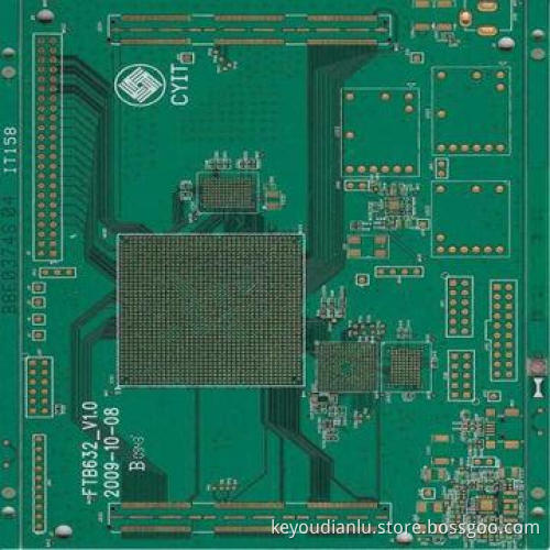 Multiple-layer PCB circuit for ups